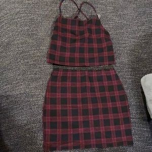 Two peace burgundy set